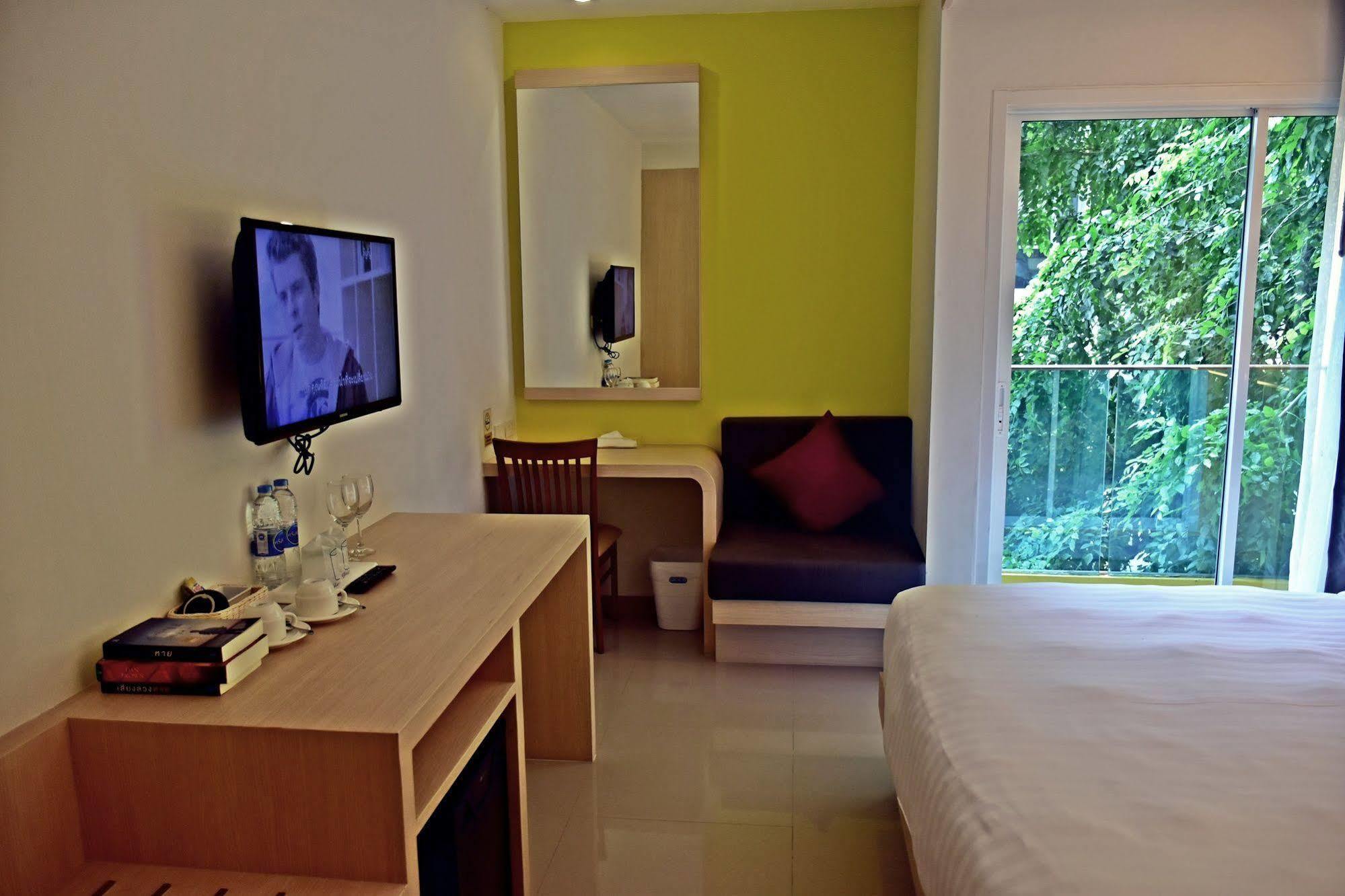 Ocean And Ole Patong Hotel Ngoại thất bức ảnh
