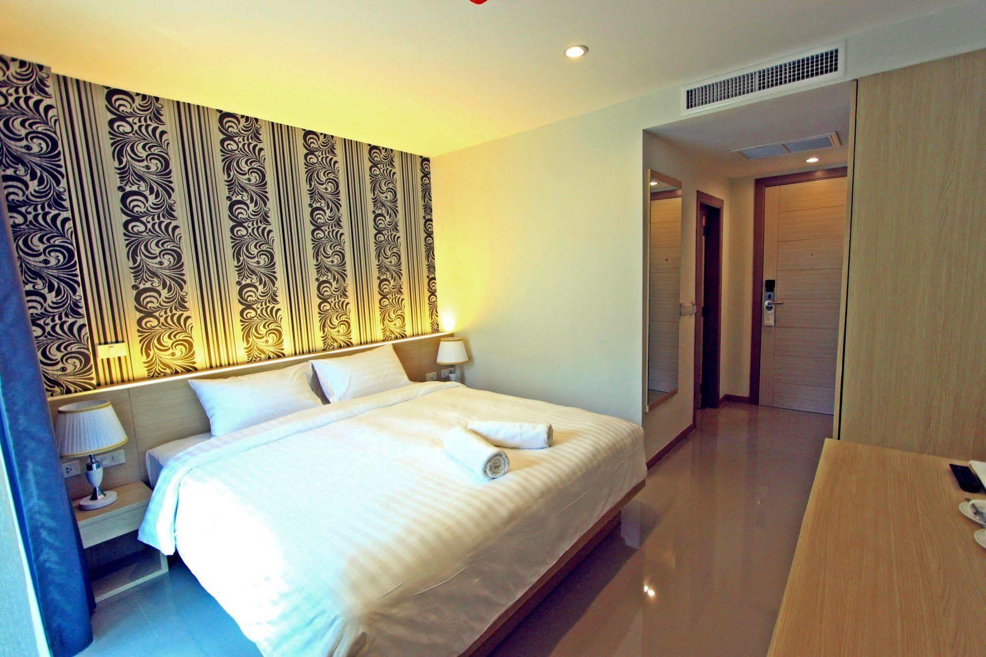 Ocean And Ole Patong Hotel Ngoại thất bức ảnh