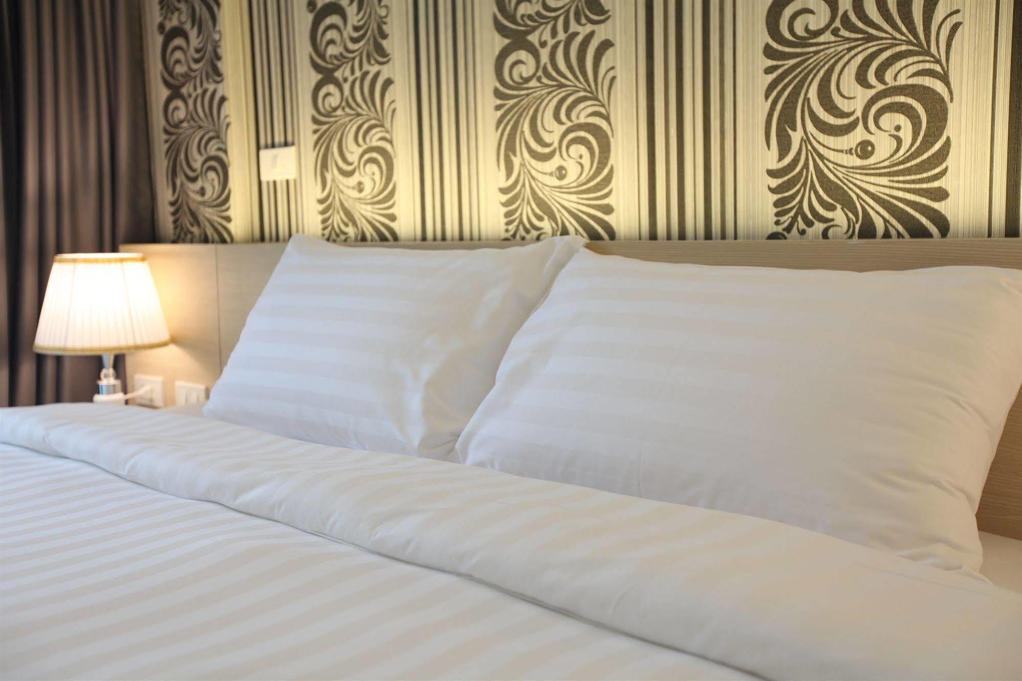 Ocean And Ole Patong Hotel Ngoại thất bức ảnh