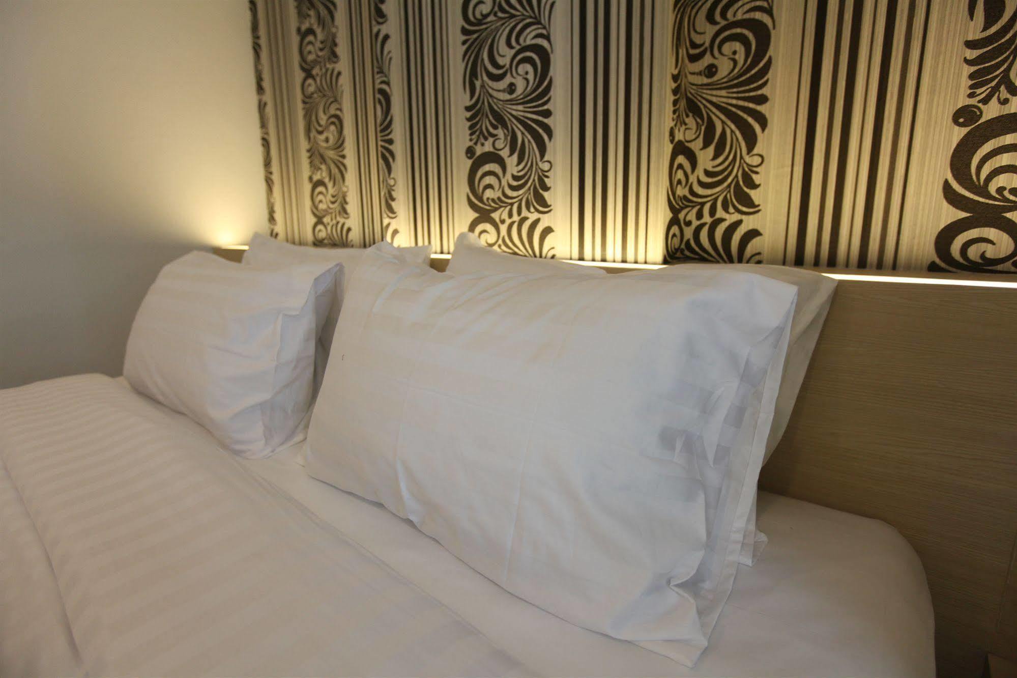 Ocean And Ole Patong Hotel Ngoại thất bức ảnh